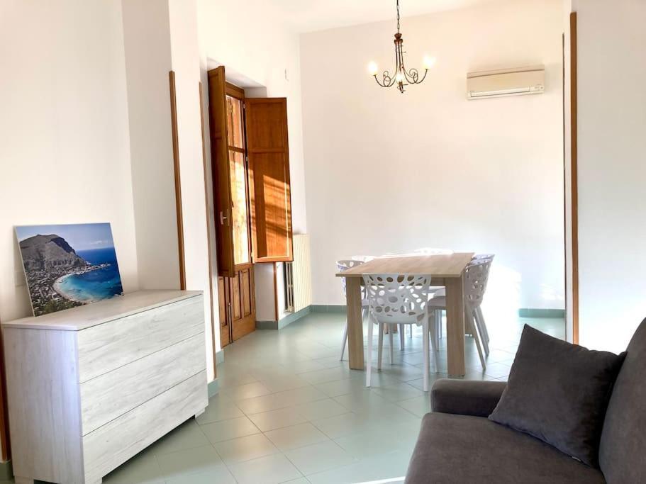 Villa Orlando Mondello Palermo Buitenkant foto
